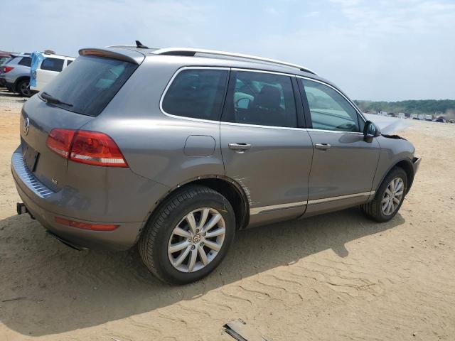 Photo 3 from auction – 2011 VOLKSWAGEN TOUAREG V6 with VIN WVGFF9BP0BD005102