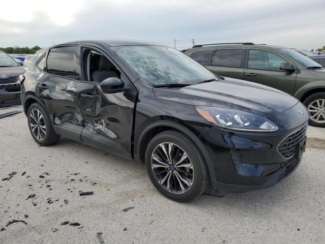Photo 4 from auction – 2021 FORD ESCAPE SE with VIN 1FMCU0G61MUA28010