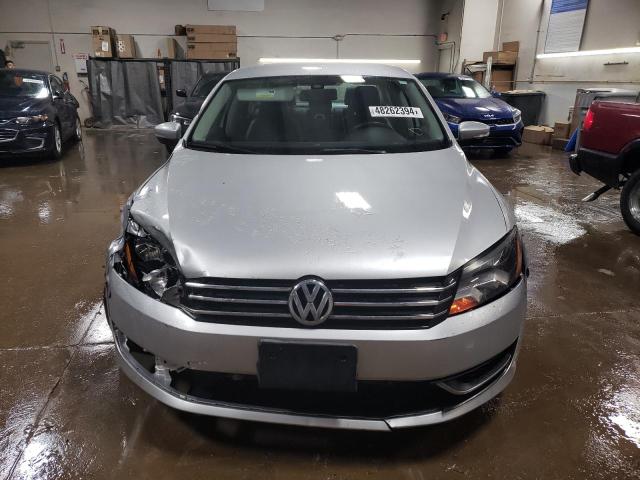 Photo 5 from auction – 2014 VOLKSWAGEN PASSAT S with VIN 1VWAP7A34EC019087