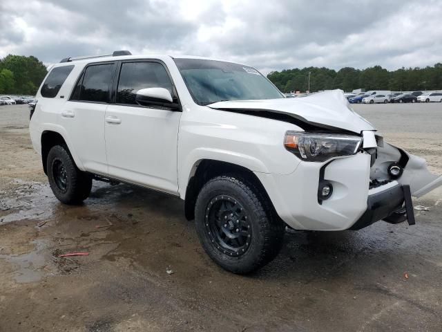 Photo 4 from auction – 2022 TOYOTA 4RUNNER SR with VIN JTEMU5JR5N5986535