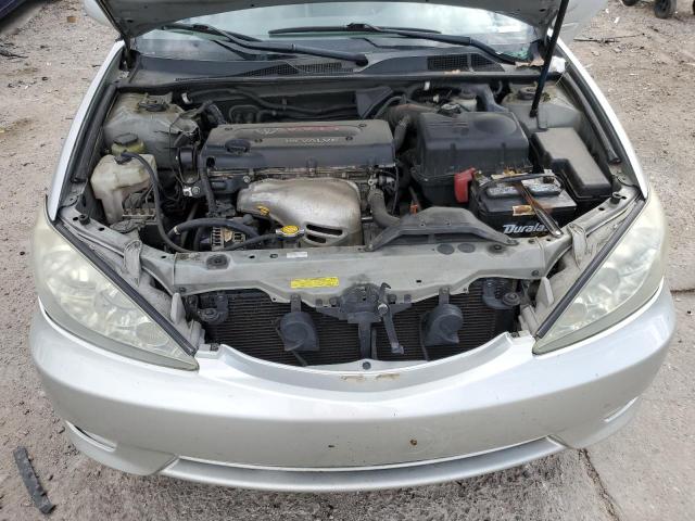Photo 11 from auction – 2005 TOYOTA CAMRY LE with VIN 4T1BE32K85U543957