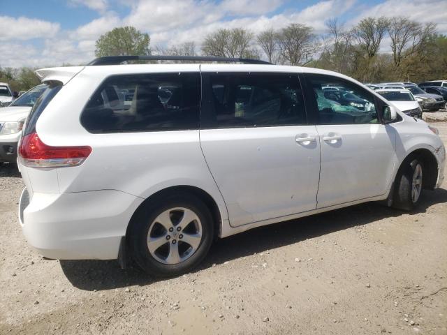 Photo 3 from auction – 2014 TOYOTA SIENNA LE with VIN 5TDKK3DC0ES510913