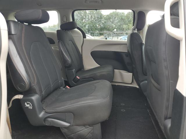 Photo 11 from auction – 2018 CHRYSLER PACIFICA T with VIN 2C4RC1FG6JR278658