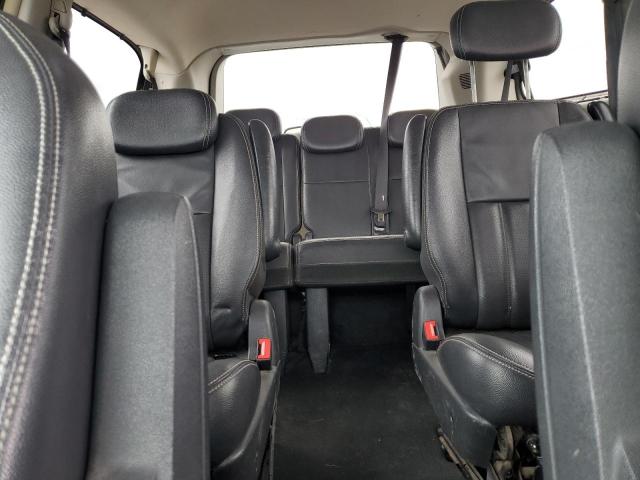 Photo 10 from auction – 2010 CHRYSLER TOWN & COU with VIN 2A4RR8D12AR361522