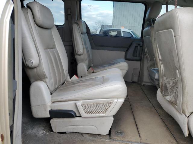 Photo 10 from auction – 2010 CHRYSLER TOWN & COU with VIN 2A4RR5D11AR189174