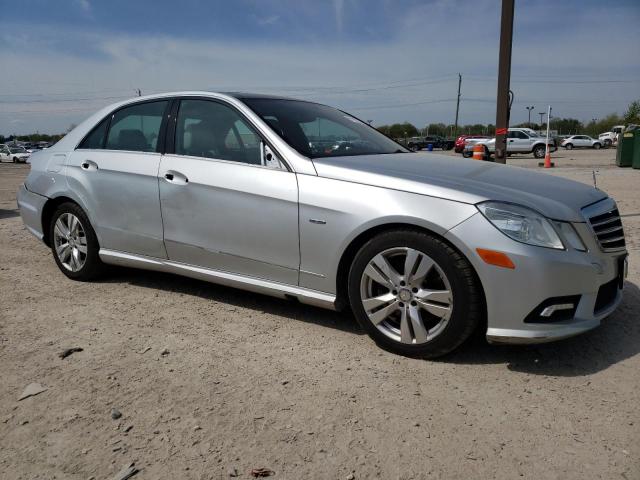 Photo 4 from auction – 2011 MERCEDES-BENZ E 350 BLUE with VIN WDDHF2EB2BA300536