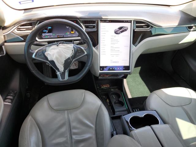 Photo 8 from auction – 2013 TESLA MODEL S with VIN 5YJSA1BC8DFP10144