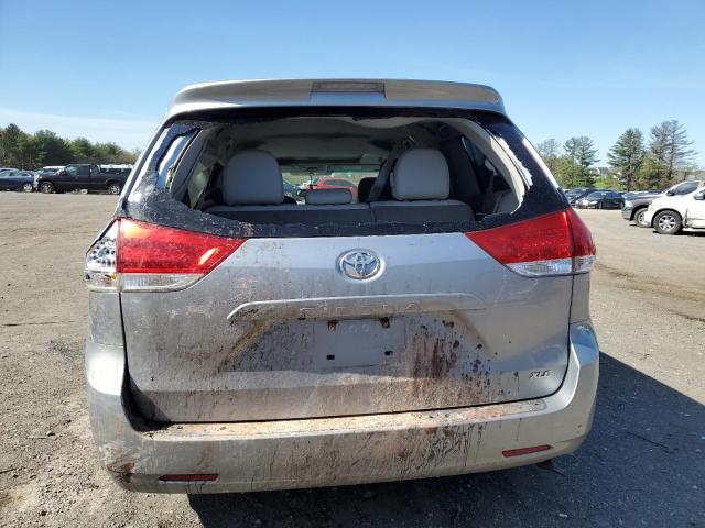 Photo 6 from auction – 2013 TOYOTA SIENNA XLE with VIN 5TDYK3DC8DS373230
