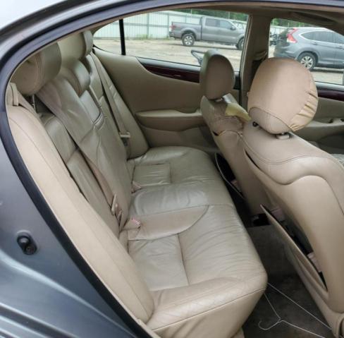 Photo 10 from auction – 2004 LEXUS ES 330 with VIN JTHBA30G540001914