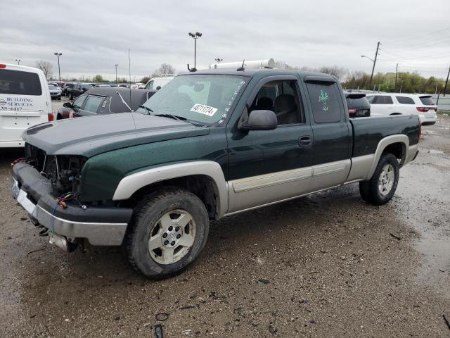 CHEVROLET SILVERADO 2004 with VIN 1GCEK19TX4Z218354 - Photo from auction