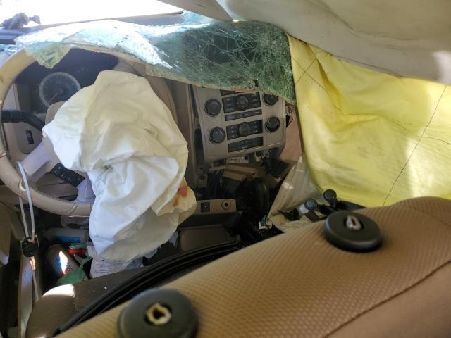 Photo 8 from auction – 2010 FORD ESCAPE XLT with VIN 1FMCU0D76AKA30193