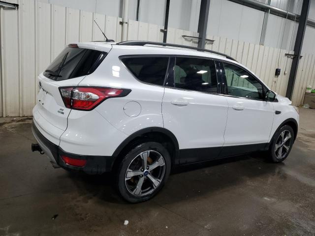 Photo 3 from auction – 2017 FORD ESCAPE SE with VIN 1FMCU9G97HUA94355