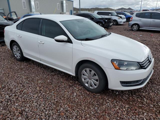 Photo 4 from auction – 2012 VOLKSWAGEN PASSAT S with VIN 1VWAP7A30CC071538