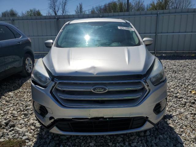 Photo 5 from auction – 2017 FORD ESCAPE SE with VIN 1FMCU9GD8HUC57387