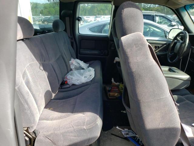 Photo 10 from auction – 2002 CHEVROLET SILVERADO with VIN 2GCEC19V721275695