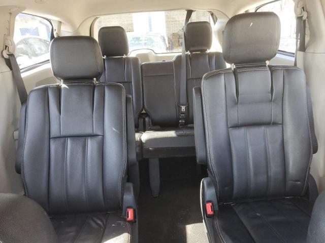 Photo 10 from auction – 2014 CHRYSLER TOWN & COU with VIN 2C4RC1BG8ER324129