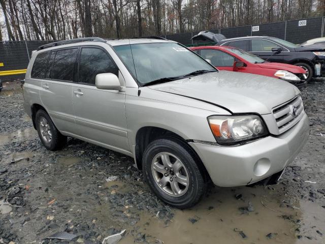 Foto 4 de la subasta – 2004 TOYOTA HIGHLANDER con VIN JTEEP21A140050010
