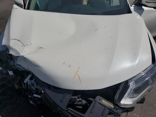 Photo 12 from auction – 2018 NISSAN ROGUE S with VIN JN8AT2MT8JW488662