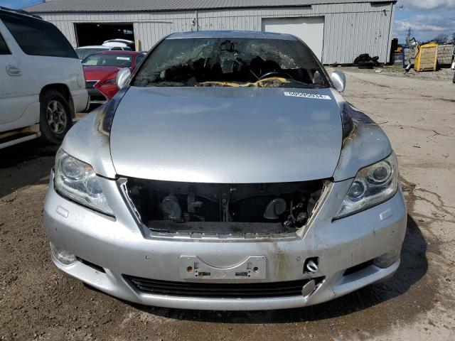 Photo 5 from auction – 2010 LEXUS LS 460L with VIN JTHDL5EF8A5001645