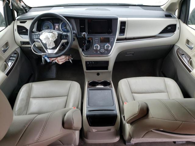 Photo 8 from auction – 2017 TOYOTA SIENNA XLE with VIN 5TDYZ3DC6HS798463