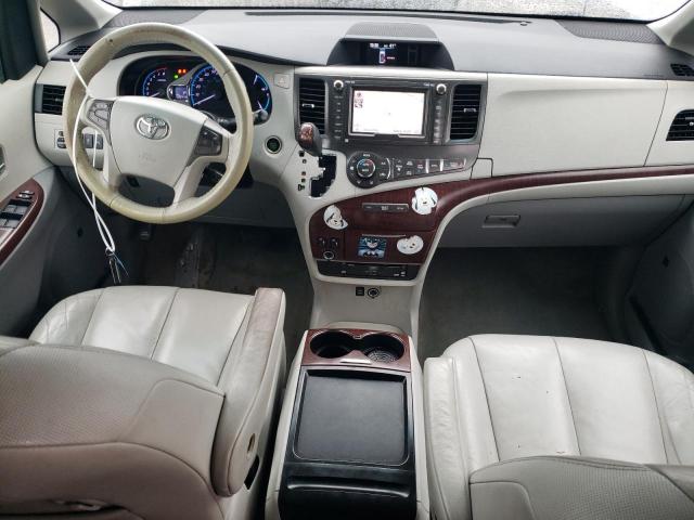 Photo 8 from auction – 2011 TOYOTA SIENNA XLE with VIN 5TDYK3DC2BS153899