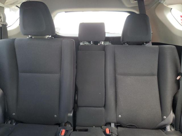 Photo 10 from auction – 2018 TOYOTA RAV4 LE with VIN JTMZFREV0JJ171163