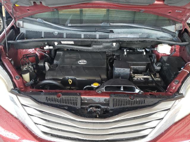 Photo 11 from auction – 2014 TOYOTA SIENNA XLE with VIN 5TDYK3DC9ES511018