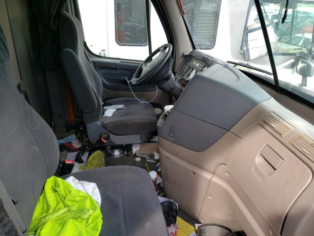 Foto 5 de la subasta – 2012 FREIGHTLINER CASCADIA 1 con VIN 1FUJGLDR3CLBE9720
