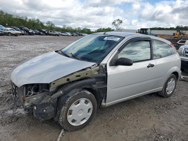 FORD FOCUS ZX3 2005 with VIN 3FAFP31N45R129549 - Photo from auction