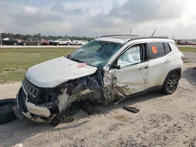 JEEP COMPASS LA 2018 with VIN 3C4NJCBB5JT494833 - Photo from auction