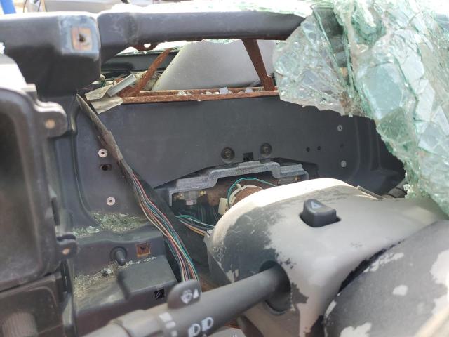 Photo 9 from auction – 2004 GMC YUKON DENA with VIN 1GKEK63U54J164091