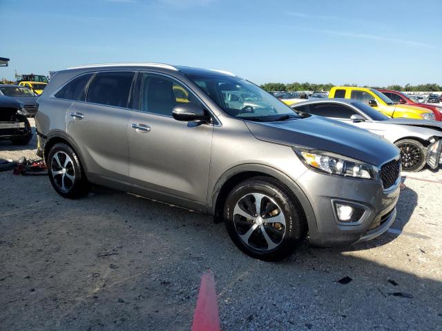 Photo 4 from auction – 2016 KIA SORENTO EX with VIN 5XYPH4A56GG121354
