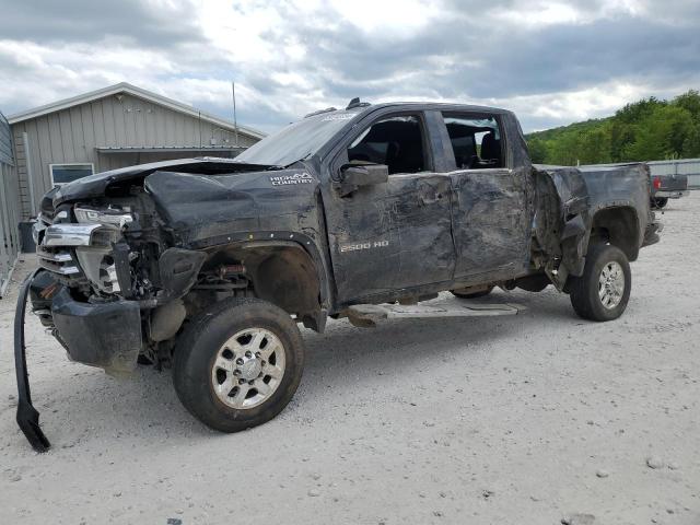 CHEVROLET SILVERADO 2021 with VIN 1GC4YREY2MF104635 - Photo from auction