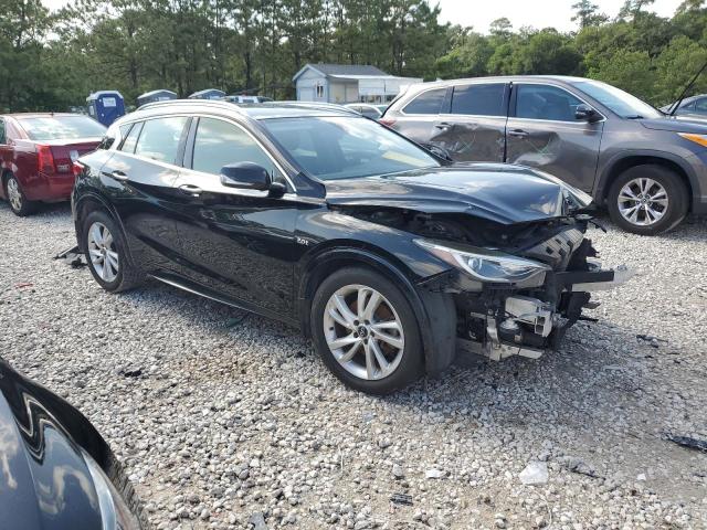 Photo 4 from auction – 2017 INFINITI QX30 BASE with VIN SJKCH5CP8HA021077