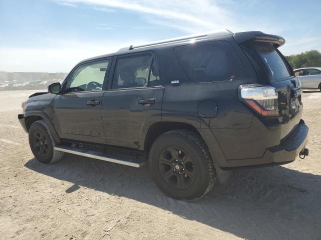 Photo 2 from auction – 2018 TOYOTA 4RUNNER SR with VIN JTEBU5JR7J5494221