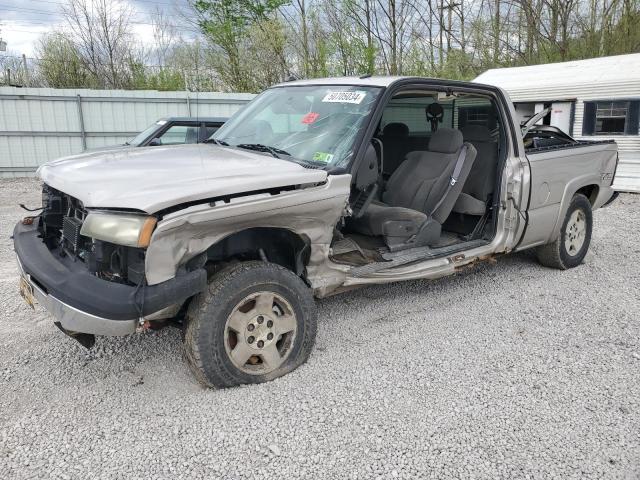 CHEVROLET SILVERADO 2005 with VIN 1GCEK19B95E142335 - Photo from auction