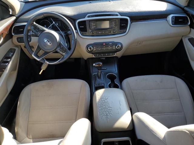 Photo 8 from auction – 2016 KIA SORENTO LX with VIN 5XYPG4A30GG051674