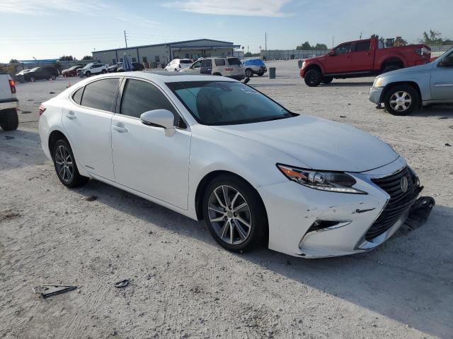 Photo 4 from auction – 2018 LEXUS ES 300H with VIN JTHBW1GG6J2169699