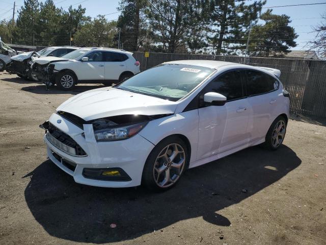 FORD FOCUS ST 2015 with VIN 1FADP3L9XFL300036 - Photo from auction