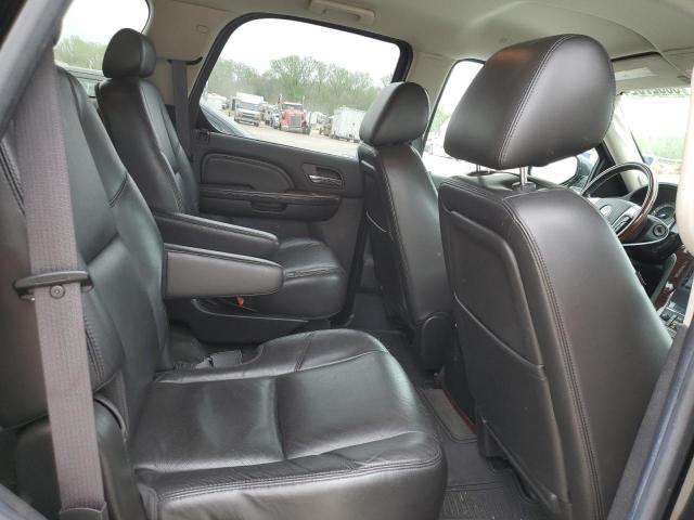 Photo 11 from auction – 2010 CADILLAC ESCALADE with VIN 1GYUKAEF1AR176495