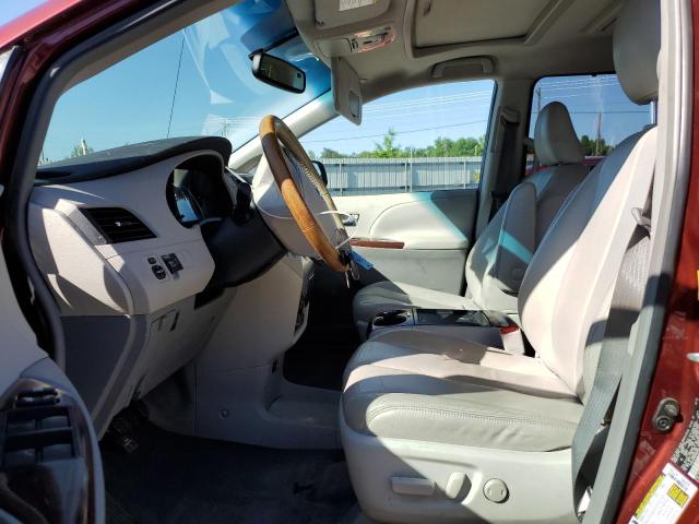 Photo 7 from auction – 2011 TOYOTA SIENNA XLE with VIN 5TDYK3DC6BS082576