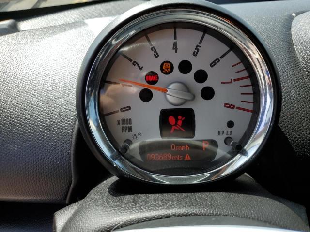 Photo 9 from auction – 2013 MINI COOPER COU with VIN WMWZB3C56DWR36036
