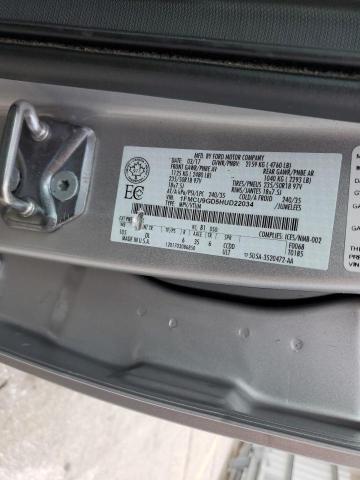 Photo 14 from auction – 2017 FORD ESCAPE SE with VIN 1FMCU9GD5HUD22034