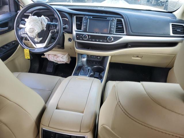 Photo 8 from auction – 2017 TOYOTA HIGHLANDER with VIN 5TDJZRFH5HS396480