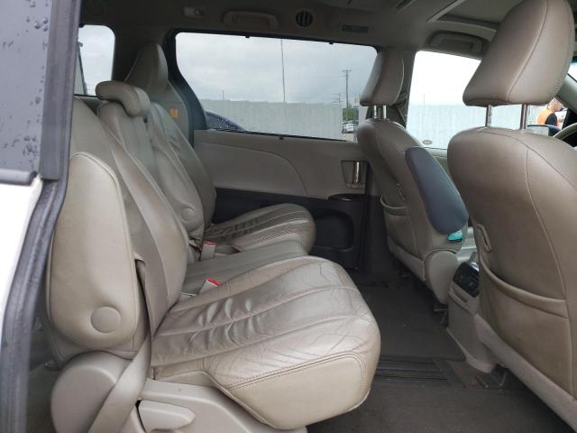 Photo 11 from auction – 2012 TOYOTA SIENNA XLE with VIN 5TDYK3DCXCS232903