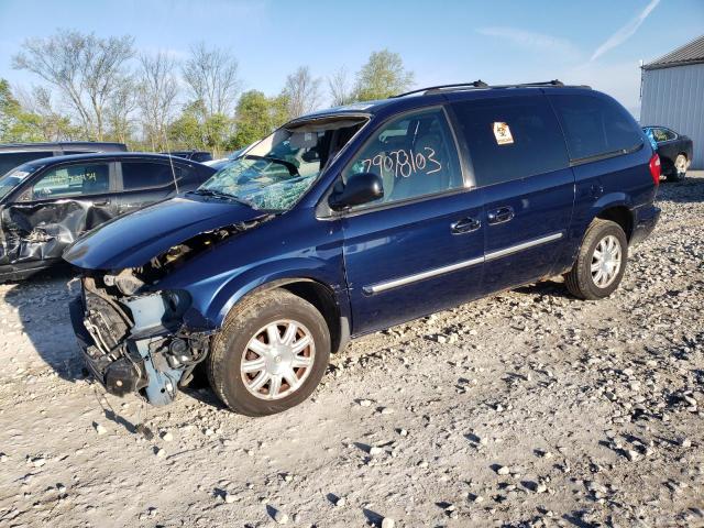 Photo 1 from auction – 2005 CHRYSLER TOWN & COU with VIN 2C8GP54L95R452925