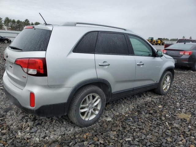 Photo 3 from auction – 2014 KIA SORENTO LX with VIN 5XYKTCA61EG450925