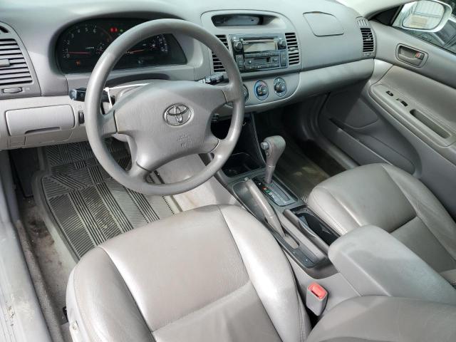 Photo 8 from auction – 2004 TOYOTA CAMRY LE with VIN 4T1BE32KX4U806514