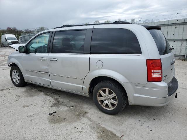 Photo 2 from auction – 2010 CHRYSLER TOWN & COU with VIN 2A4RR5D15AR329324