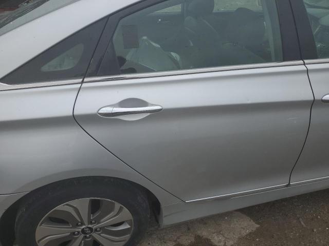 Photo 10 from auction – 2013 HYUNDAI SONATA HYB with VIN KMHEC4A41DA074285
